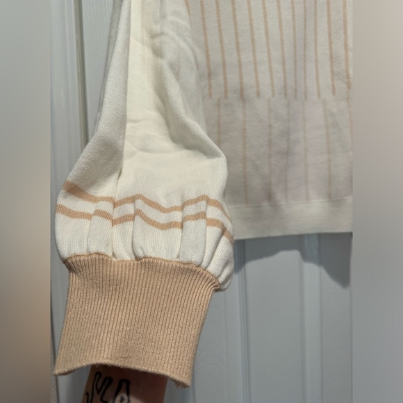 Crewneck Knit Pullover Sweater - Cream/Khaki - Medium - Picture 3 of 7